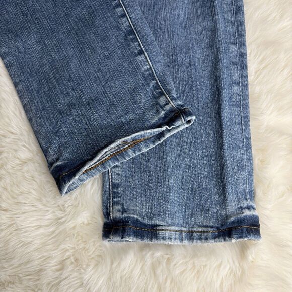 Torrid Boyfriend Straight Jeans Womens 16 XT Blue Distressed Measures 36 x 32 - Picture 8 of 10